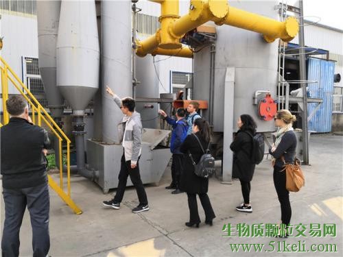 澳大利亚WELLING&CROSSLEY公司董事总经理Robert Date及其家人来海琦考察生活垃圾热解气化发电技术